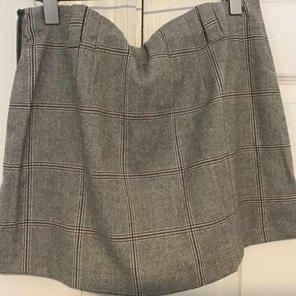 Abercrombie mini plaid skort size small - Picture 2 of 3